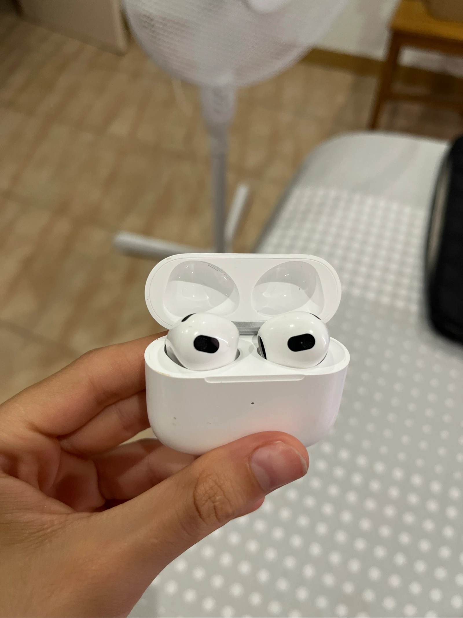 AirPods – photo 2